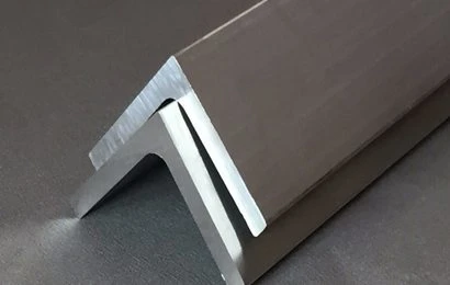 Accessori per l'installazione di profili in alluminio